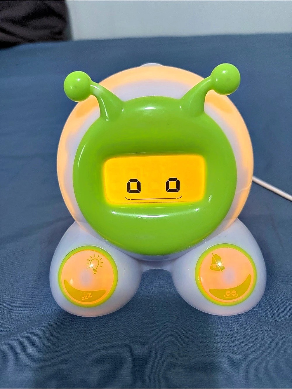 OK to Wake! Alarm Clock & Night-Light Green